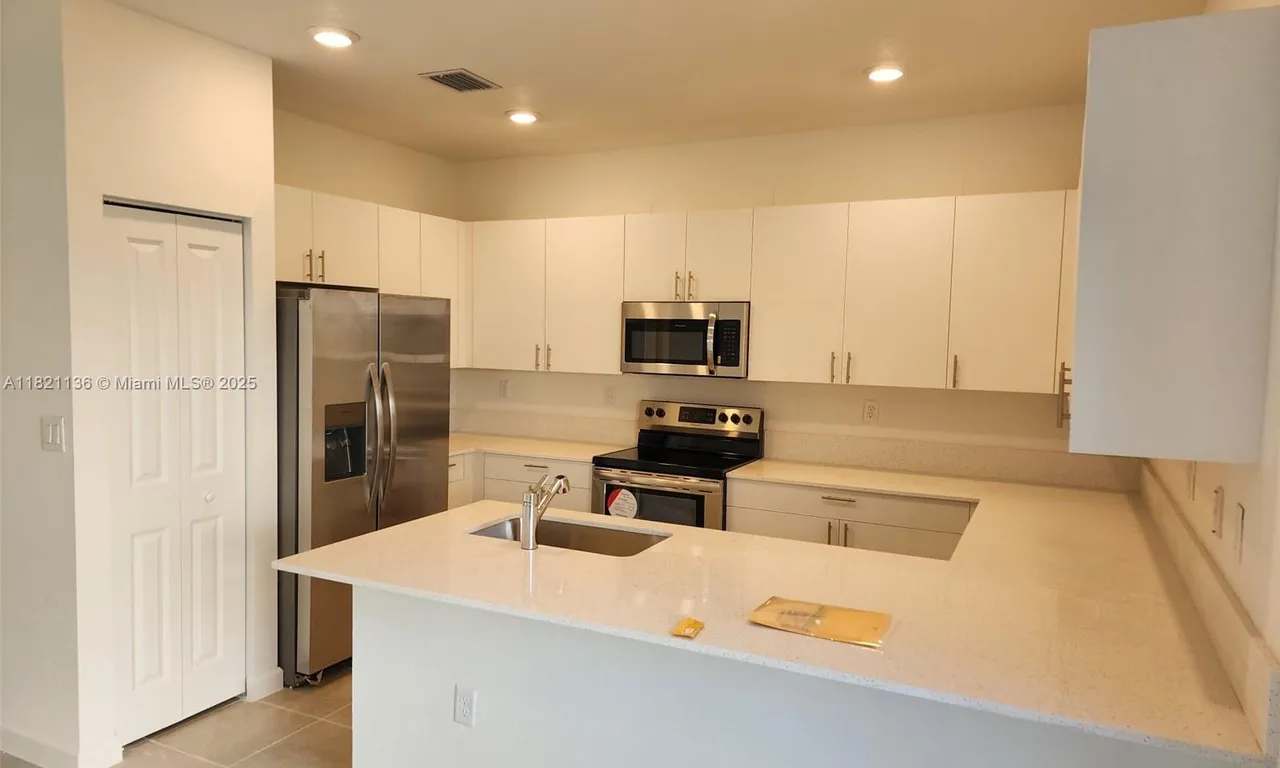 13255 SW 286th St, Homestead FL 33033