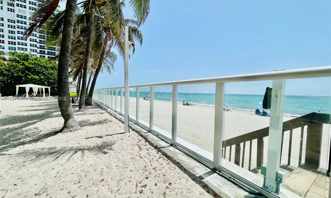 3001 S Ocean Dr # 101, Hollywood FL 33019