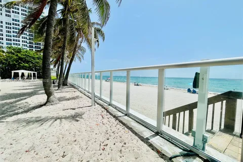 3001 S Ocean Dr # 101, Hollywood FL 33019