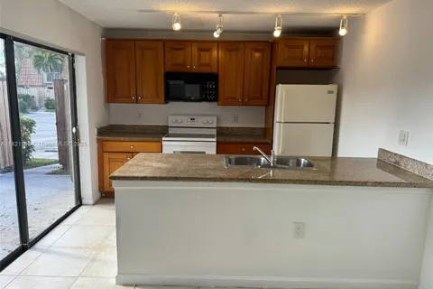 540 Green Springs Pl, West Palm Beach FL 33409