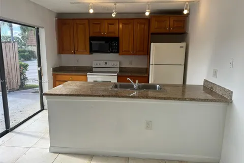 540 Green Springs Pl, West Palm Beach FL 33409