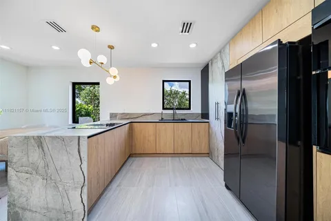 51 NE 110th St, Miami Shores FL 33161
