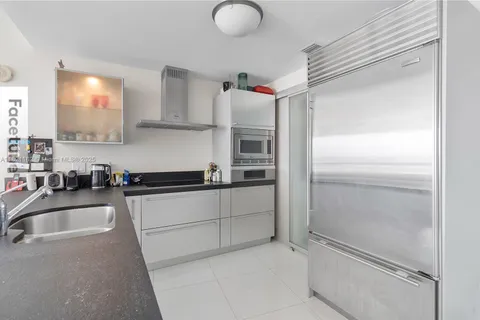 18201 Collins Ave # 2008, Sunny Isles Beach FL 33160