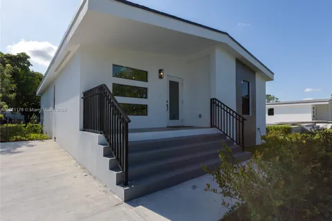 504 NW 15th Ave, Pompano Beach FL 33069