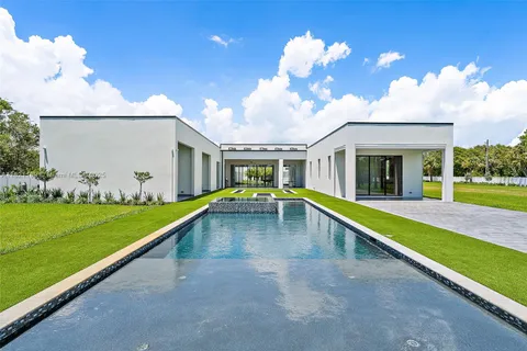 9741 SE Gomez Ave, Hobe Sound FL 33455