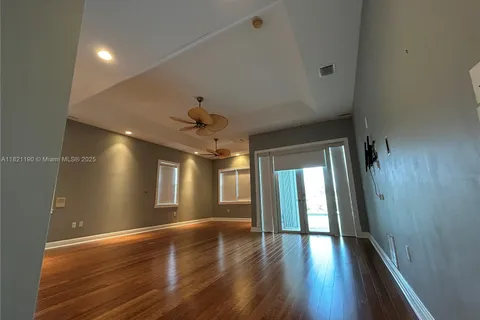 2640 Fairways Dr, Homestead FL 33035