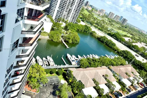 3530 Mystic Pointe Dr # 2108, Aventura FL 33180