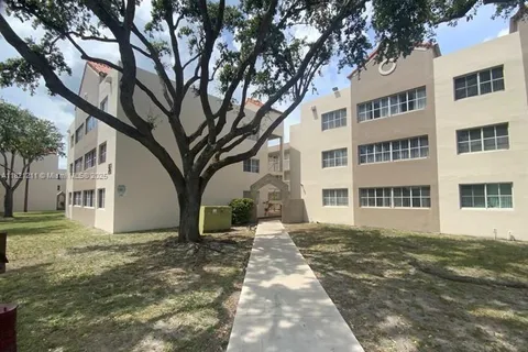 6115 NW 186th St # 104, Hialeah FL 33015