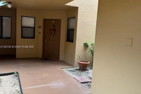 15495 N Miami Lakeway N # 102, Miami Lakes FL 33014
