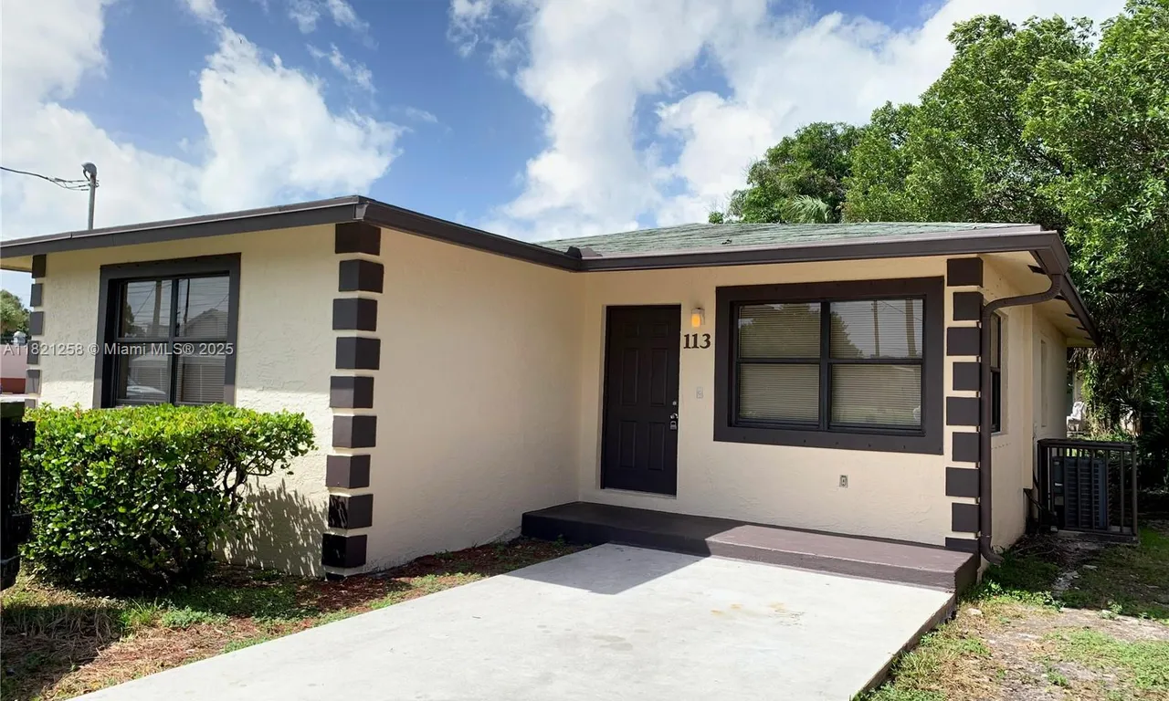 113 NW 5th Ave, Dania Beach FL 33004