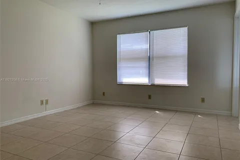 113 NW 5th Ave, Dania Beach FL 33004