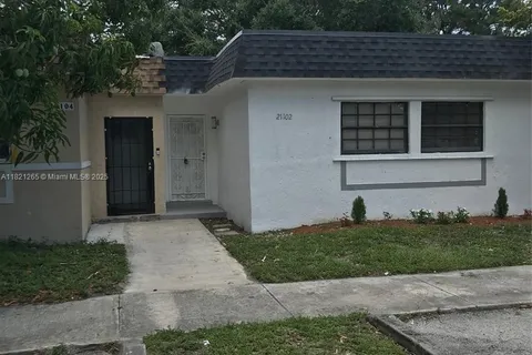 21102 NW 39th Ave, Miami Gardens FL 33055