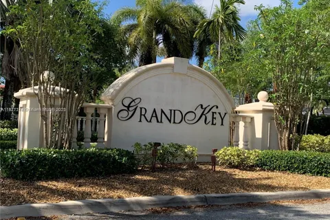 2614 SW 188th Ave, Miramar FL 33029