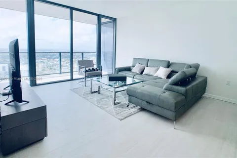 1000 Brickell Plz # 4504, Miami FL 33131