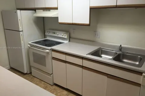 4055 W Mcnab Rd # H112, Pompano Beach FL 33069