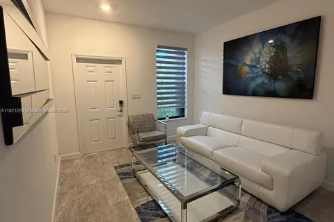 152 SW 185th Way, Pembroke Pines FL 33029