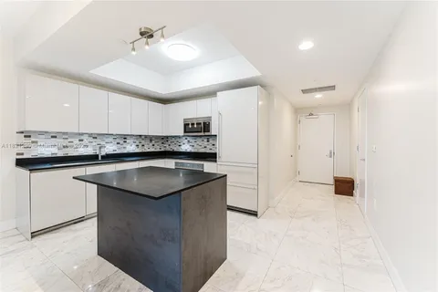1010 Brickell Ave # 1409, Miami FL 33131