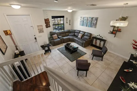 3507 W 89th Pl, Hialeah FL 33018