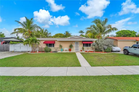 10833 SW 62nd Ter, Miami FL 33173
