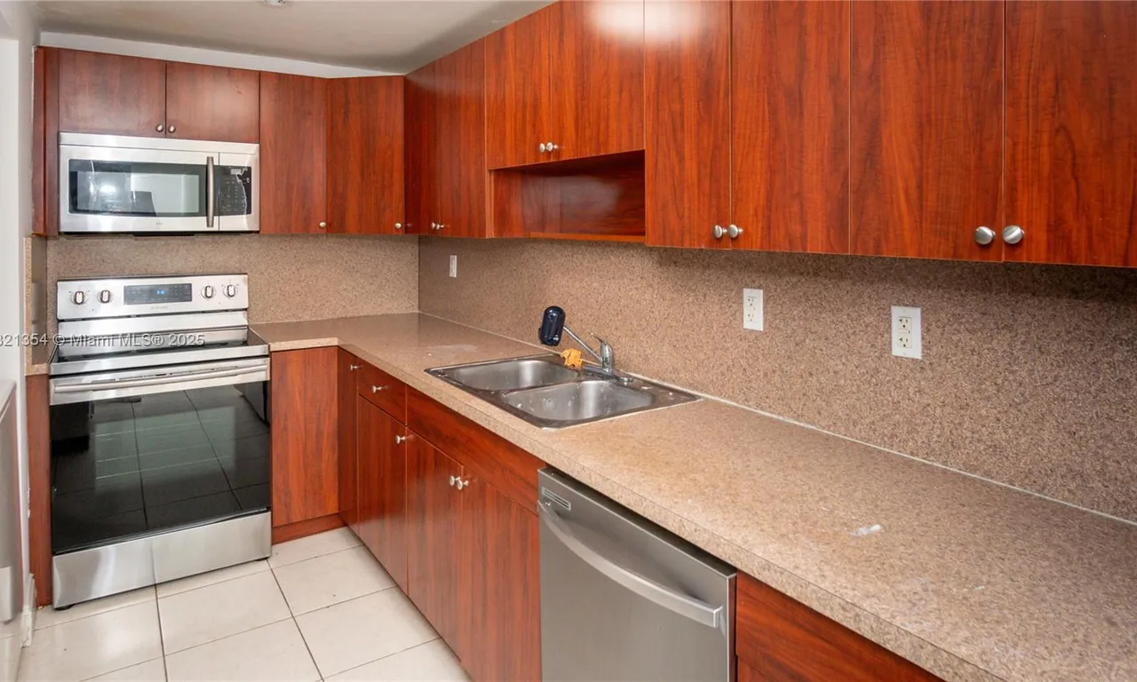 10090 NW 80th Ct # 1245, Hialeah Gardens FL 33016