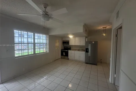 70 NW 77th St # 7, Miami FL 33150