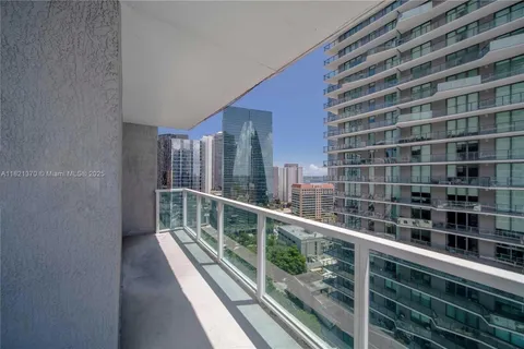 1250 S Miami Ave # 2201, Miami FL 33130