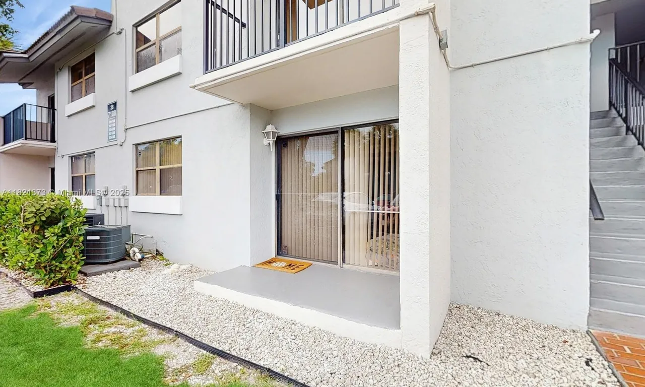 7180 NW 179th St # 105, Hialeah FL 33015