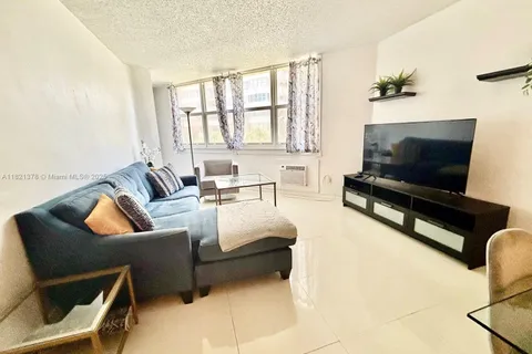 1936 S Ocean Dr # 7C, Hallandale Beach FL 33009
