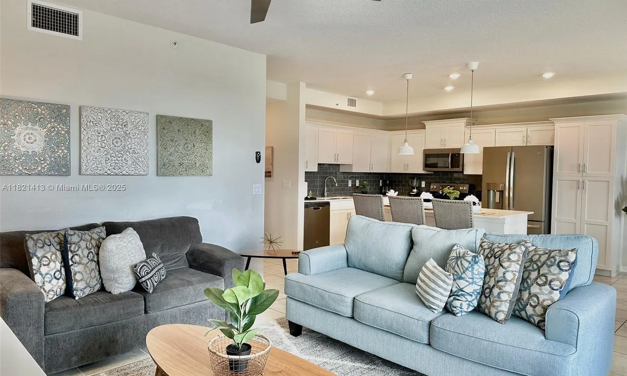 4751 Clock Tower Dr # 307, Kissimmee FL 34746