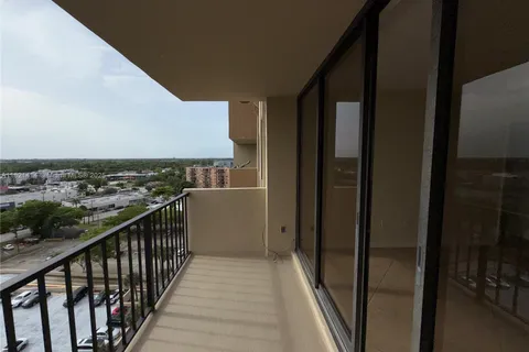 1470 NE 123rd St # A1406, North Miami FL 33161