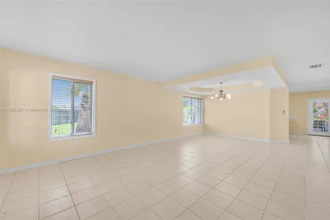 21343 SW 88th Ct, Cutler Bay FL 33189
