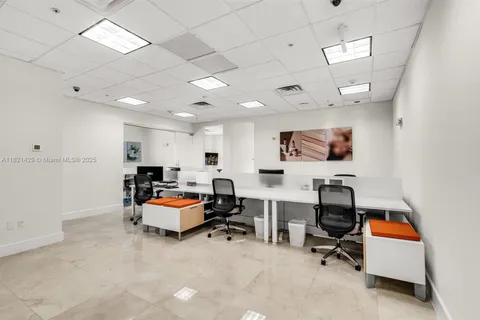 2020 Ponce De Leon Blvd # 1008, Coral Gables FL 33134