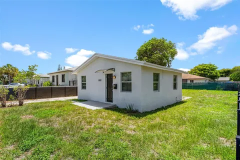 1001 NW 4th Ave, Pompano Beach FL 33060