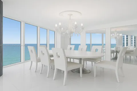 2711 S Ocean Dr # 1202, Hollywood FL 33019