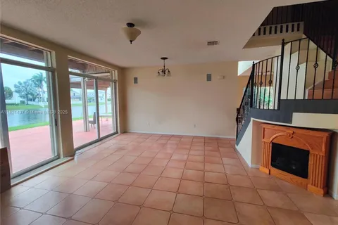 15651 NW 14th Ct, Pembroke Pines FL 33028