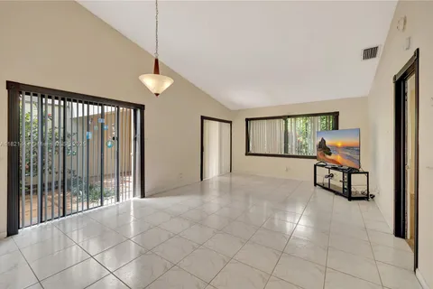 1798 Maplewood Trl, Coconut Creek FL 33063