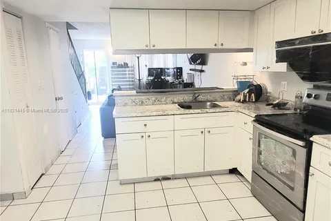 3973 W 9th Ln # 3, Hialeah FL 33012