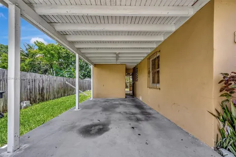 18765 SW 316th Ter, Homestead FL 33030