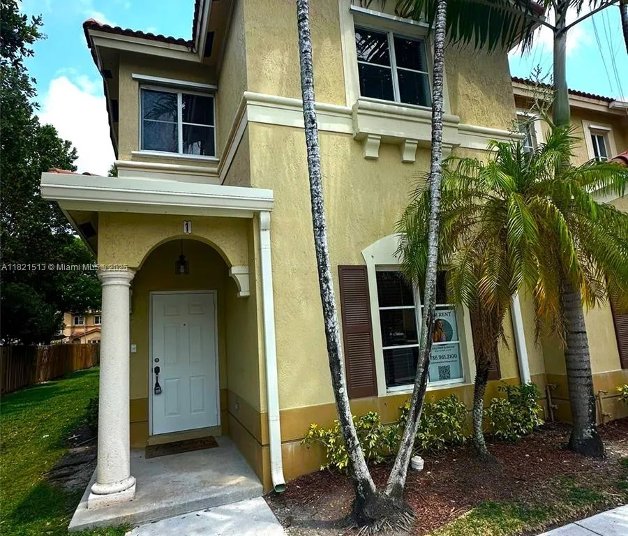 8463 NW 107th Path # 33, Doral FL 33178