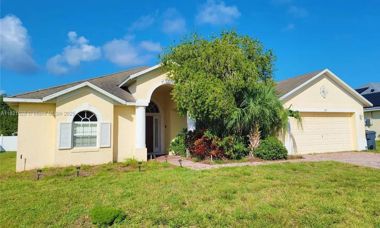 357 Moscato Dr, Davenport FL 33897