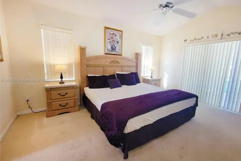 357 Moscato Dr, Davenport FL 33897