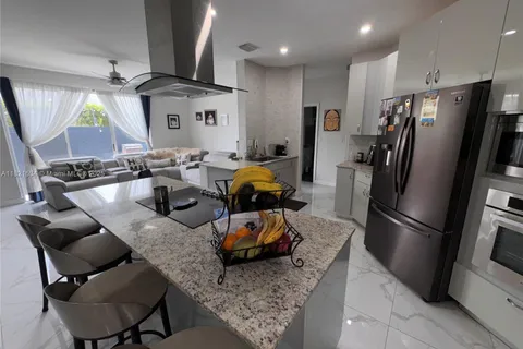 13745 SW 113th Ln, Miami FL 33186