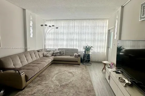1825 S Ocean Dr # 6, Hallandale Beach FL 33009