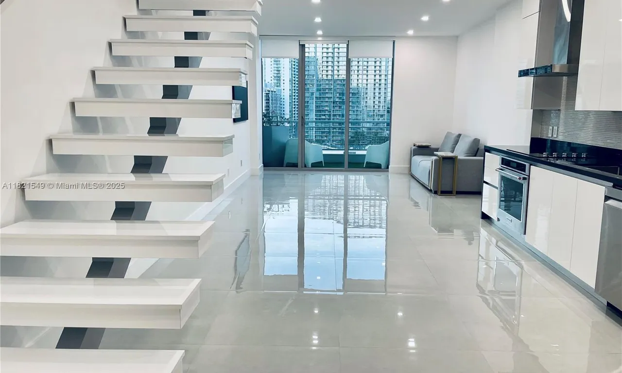 690 SW 1st Ct # 2312, Miami FL 33130