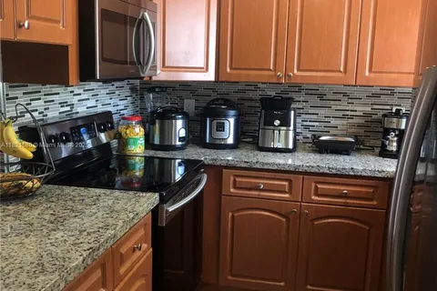 16700 NW 55th Ave # 12, Miami Gardens FL 33055