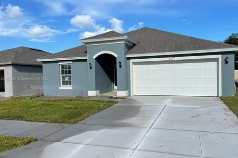 3417 Yarian Dr, Other City - In The State Of Florida FL 33844