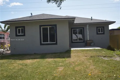 363 SW 1st Ter, Deerfield Beach FL 33441