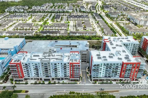 7825 NW 107th Ave # 812, Doral FL 33178