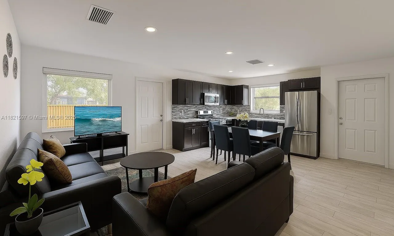 116 NW 4th Ave # 116, Hallandale Beach FL 33009