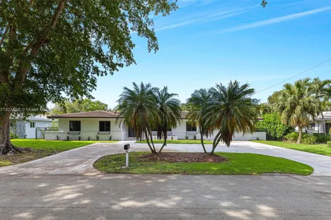 1460 Campamento Ave, Coral Gables FL 33156
